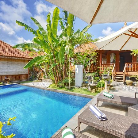 Ss Pangket Bungalow Toyapakeh Exterior photo