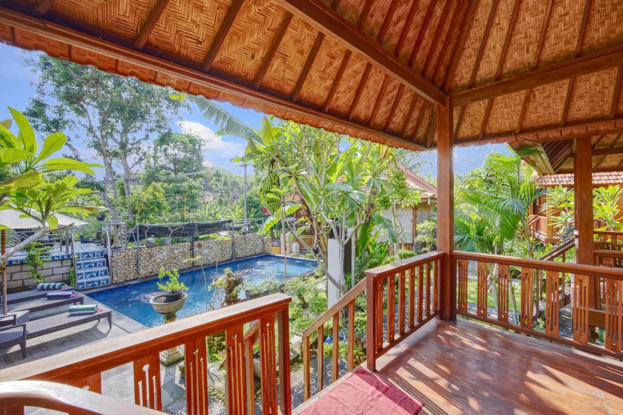 Ss Pangket Bungalow Sakti Exterior photo